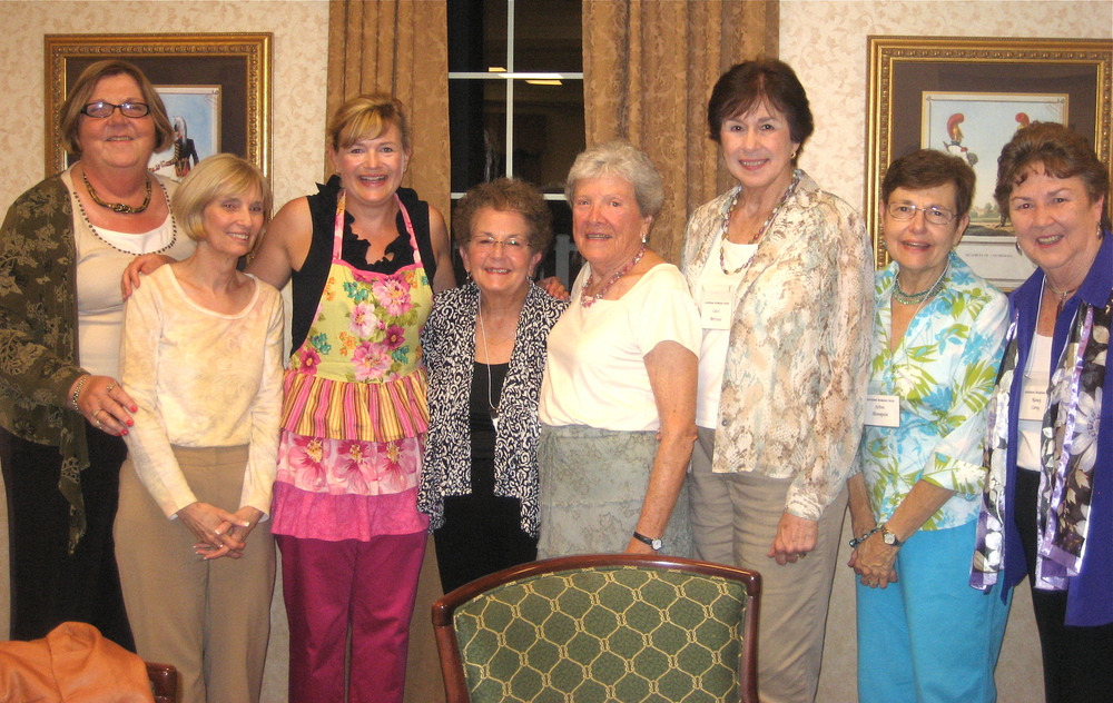  The lovely ladies of The Audubon Women's Club.  Mrs. Bosnian on my left made my apron.  That apron has proven lucky for me at more than one cook-off!   
